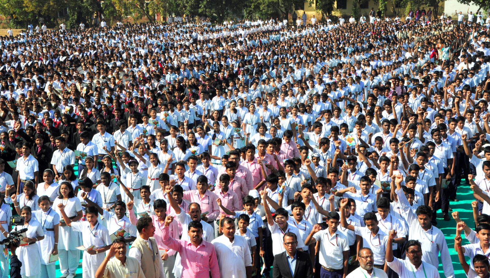 More than 25,000 school students unite at OUAT stadium to participate in 'Vande Mataram' chorus programme by IMCTOD on Dec 12, 2016