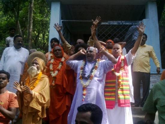 Murali’s uncompromising crusade to save Baitarani was applauded by all sections from the society.