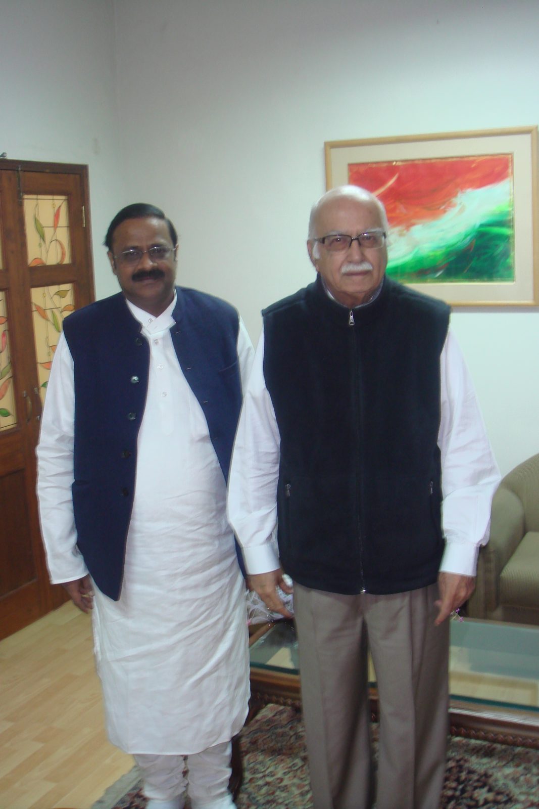 Murali Sharma with LK Advani Ji in the Delhi Residence of the later.